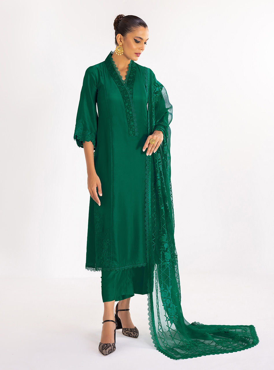Pakistani Emerald Green Embroidered Raw Silk Kurta Set (3-Piece) - Image 1