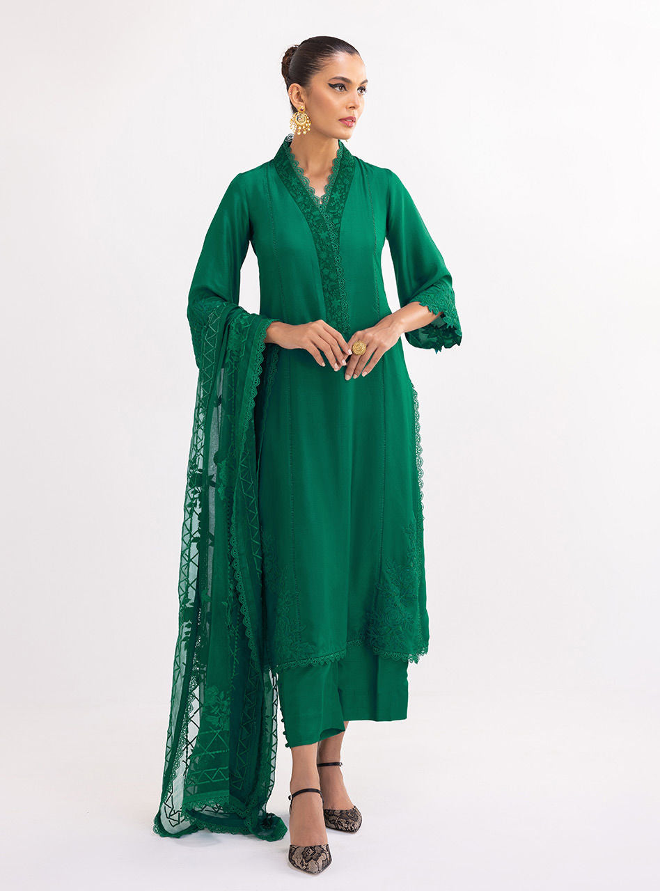 Pakistani Emerald Green Embroidered Raw Silk Kurta Set (3-Piece) - Image 2
