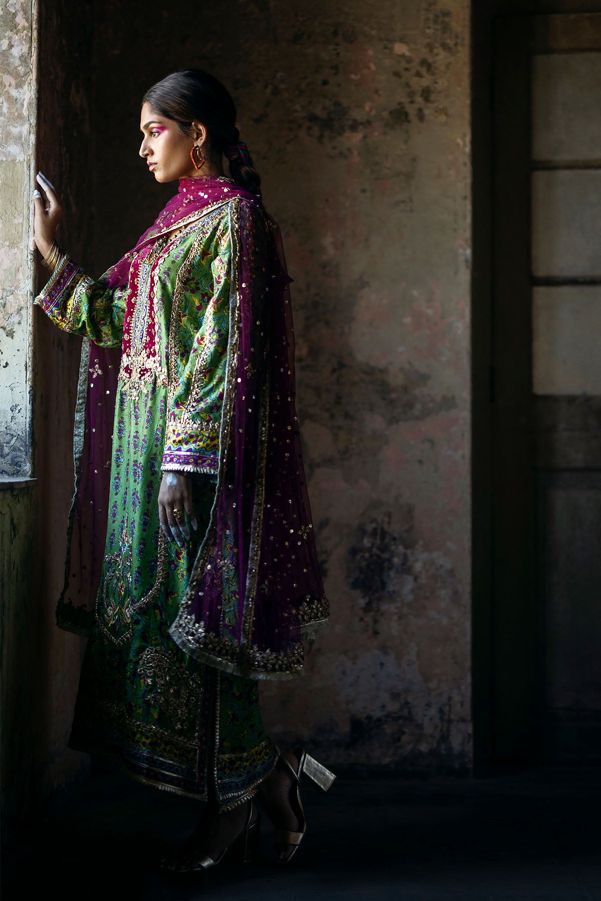 Pakistani Green Block-Printed Raw Silk Salwar Kameez (3-Piece) - Image 2