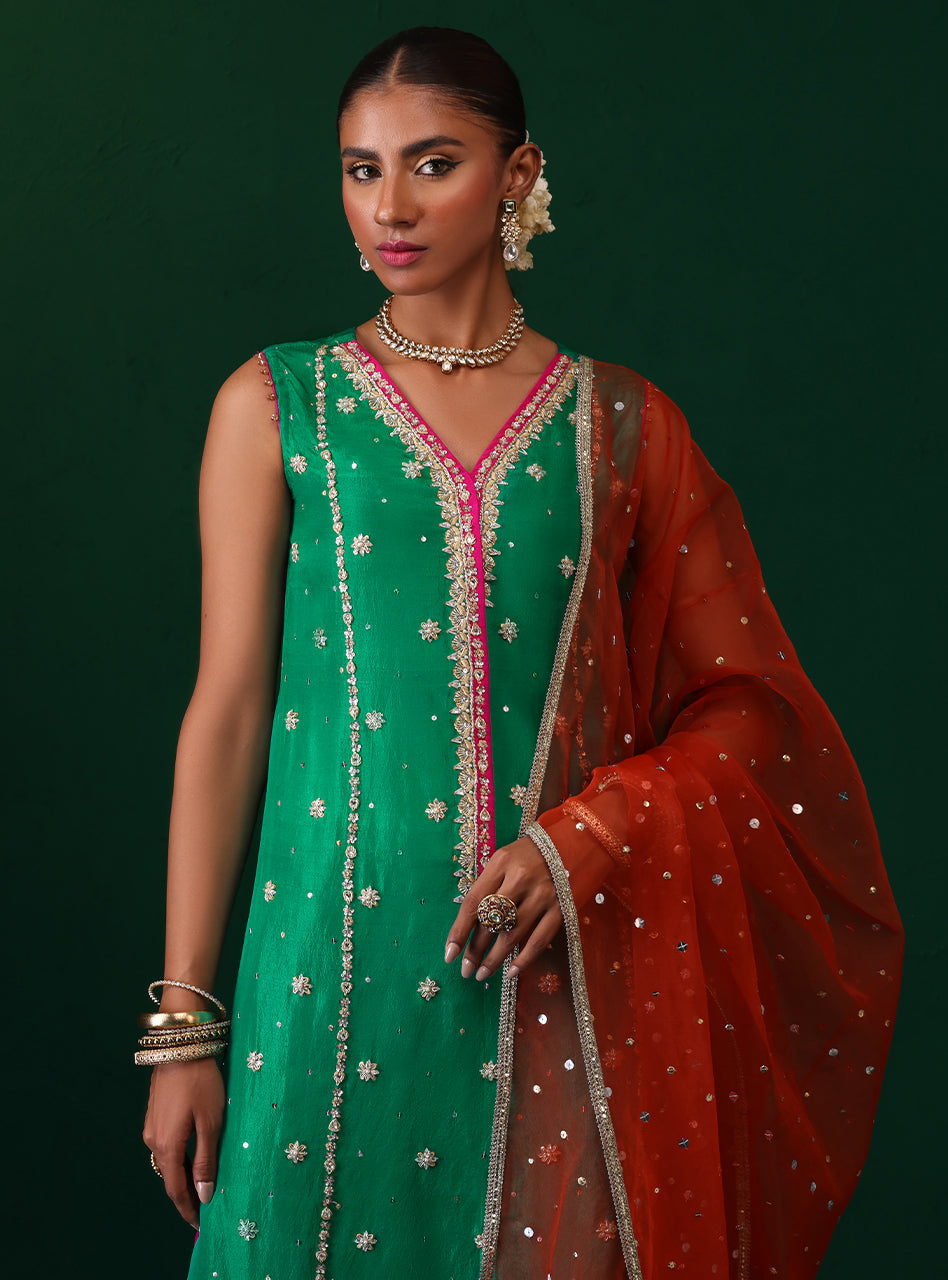 Green Embellished Rawsilk & Organza Kurta Set (3-Piece) - Image 6