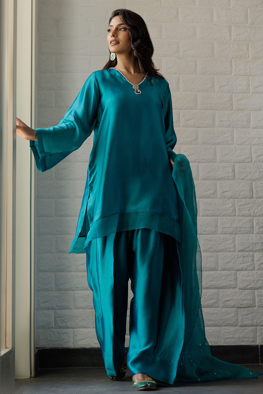 Emerald Embellished Sheesha Silk Farshi Shalwar (3-Piece) - Image 6