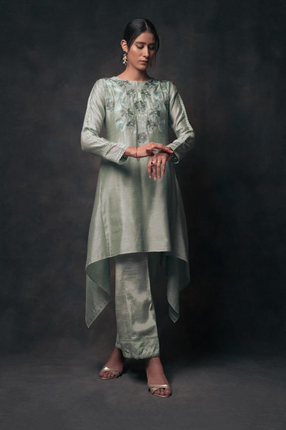 Pakistani Pastel Green Embroidered Silk-Blend Salwar Kameez (3-Piece) - Image 2