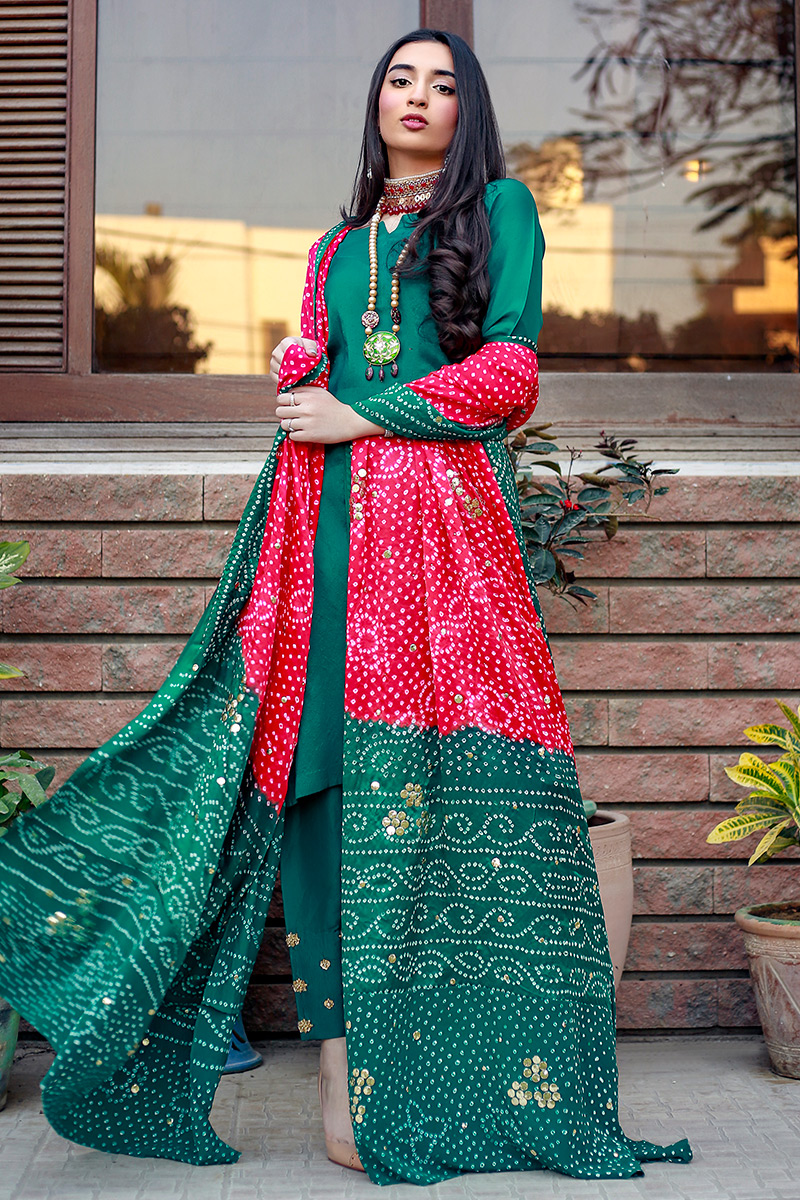 Pakistani Emerald Green Mukesh Silk Salwar Kameez (3-Piece) - Image 1