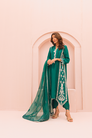 Pakistani Emerald Green Embroidered Silk Salwar Kameez (3-Piece) - Image 5