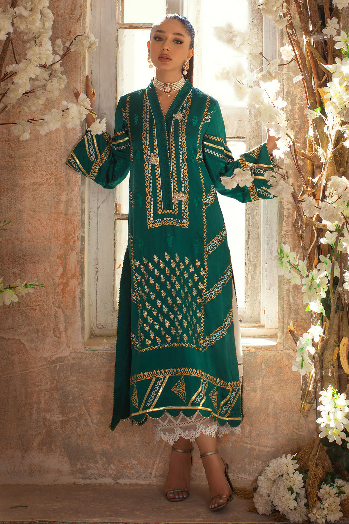 Emerald Zardozi Pure Silk Salwar Kameez (2-Piece) - Image 3