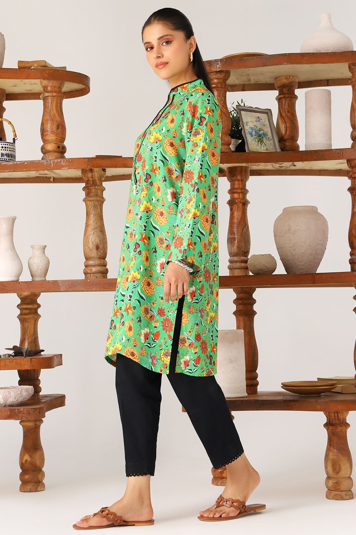 Green Digital Printed Slub Linen Shirt (1-Pc) - Image 2