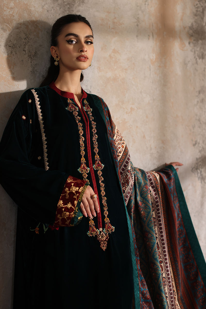 Pakistani Bottle Green Embroidered Velvet Salwar Kameez (3-Piece) - Image 2