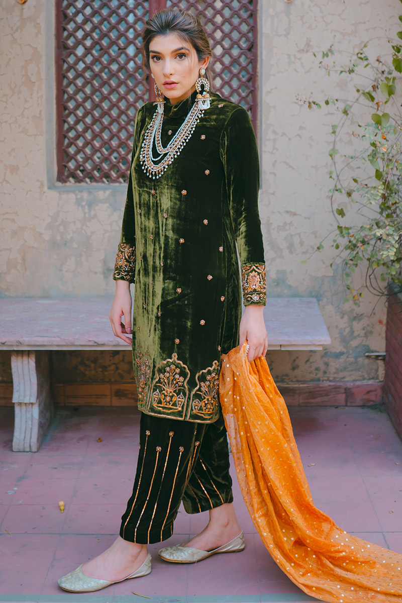 Green Embroidered Velvet Salwar Kameez (3-Piece) - Image 1