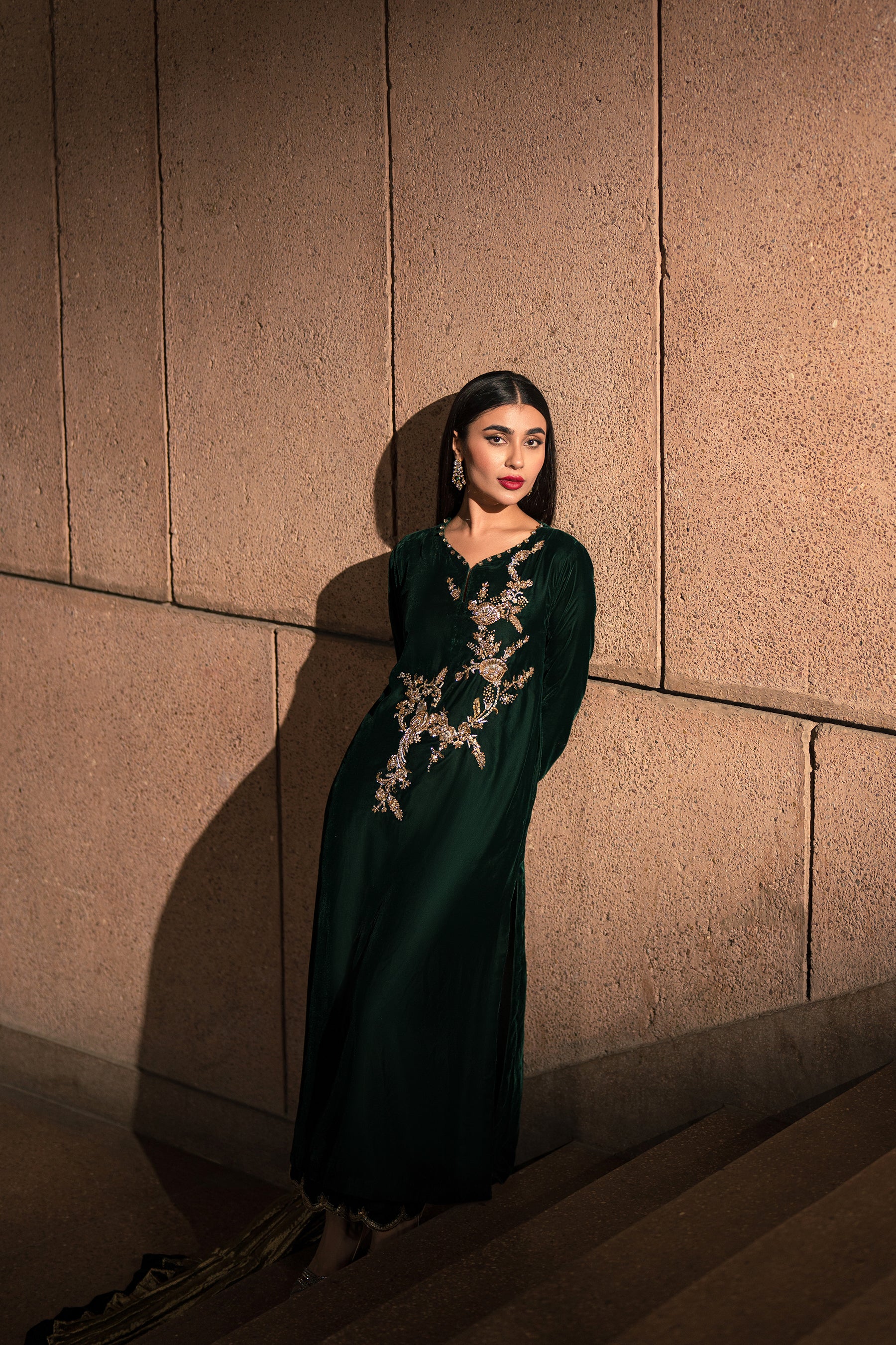 Emerald Green Zardozi Velvet Salwar Kameez (3-Piece) - Image 3