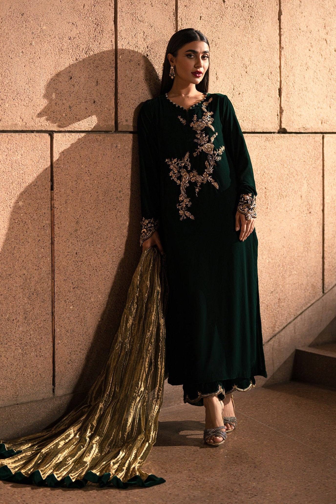 Emerald Green Zardozi Velvet Salwar Kameez (3-Piece) - Image 7