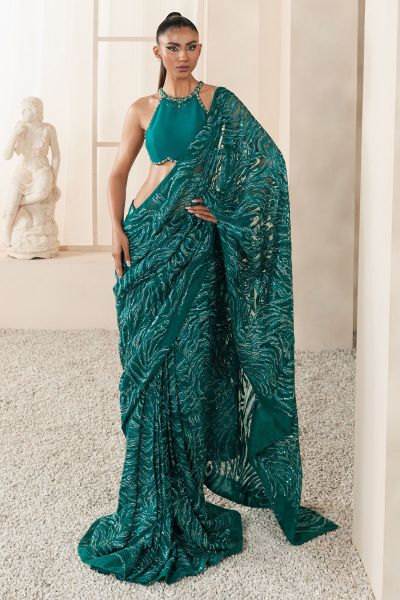 Emerald Green Embroidered Georgette Saree (2-Piece) - Image 1