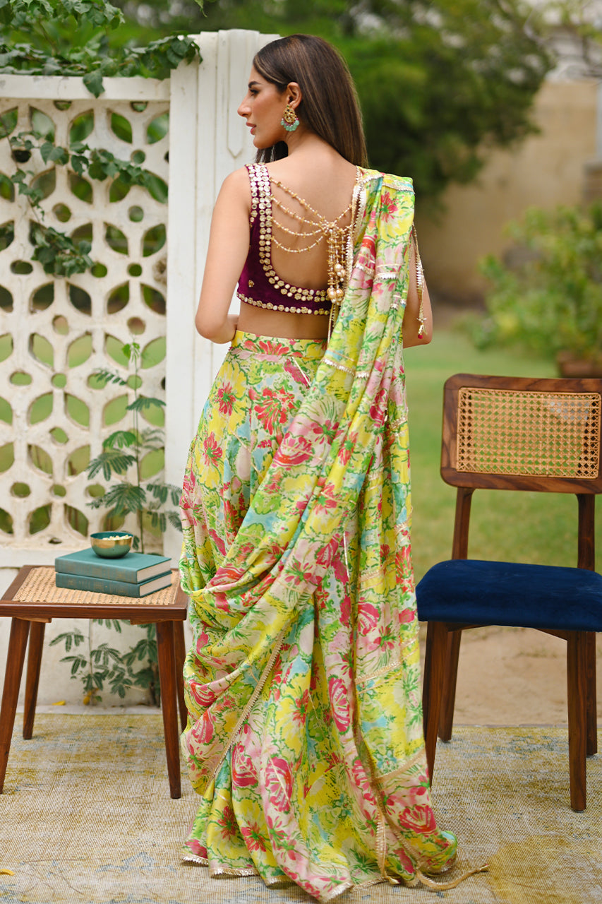 Mint Green Floral Khaddi Silk Saree (2-Piece) - Image 5