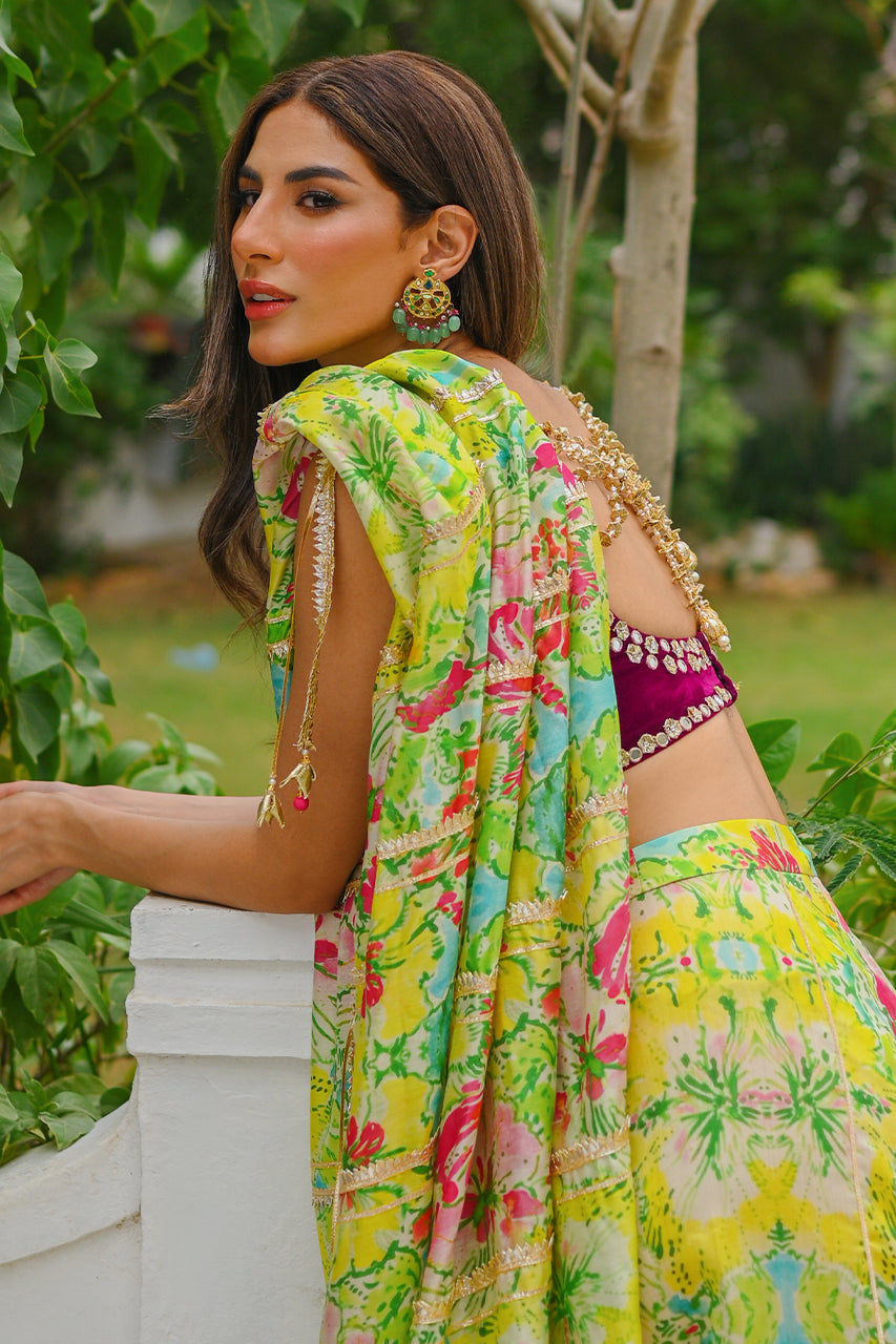 Mint Green Floral Khaddi Silk Saree (2-Piece) - Image 6