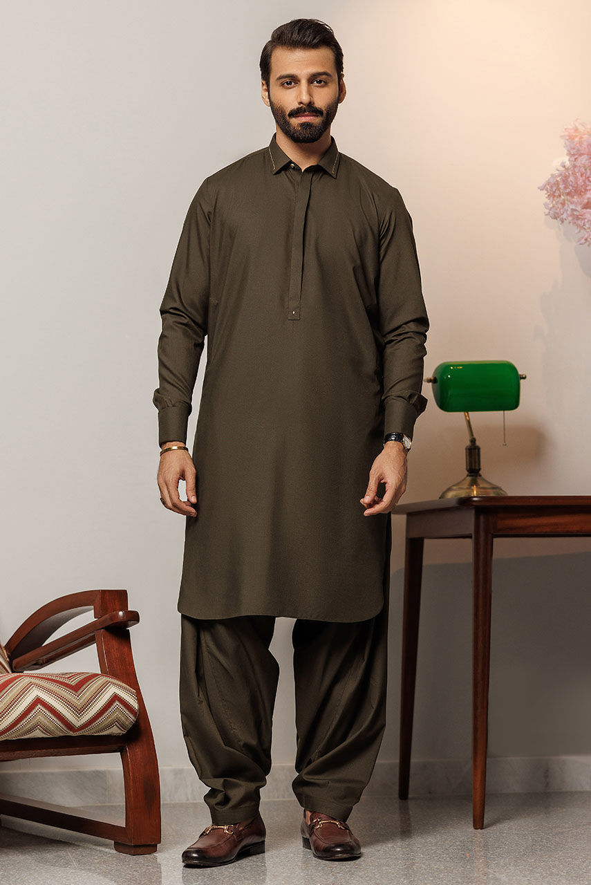 Mehndi Green Threadwork Boski Linen Waistcoat Kurta (3-Piece) - Image 1