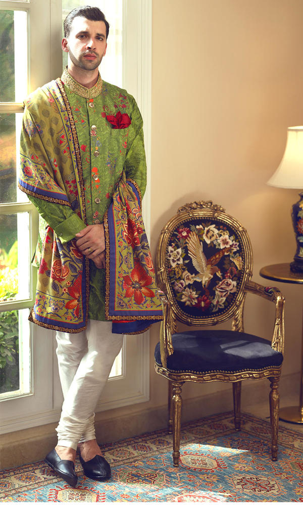 Grassy Green Embroidered Brocade Waistcoat Kurta (3-Piece) - Image 2