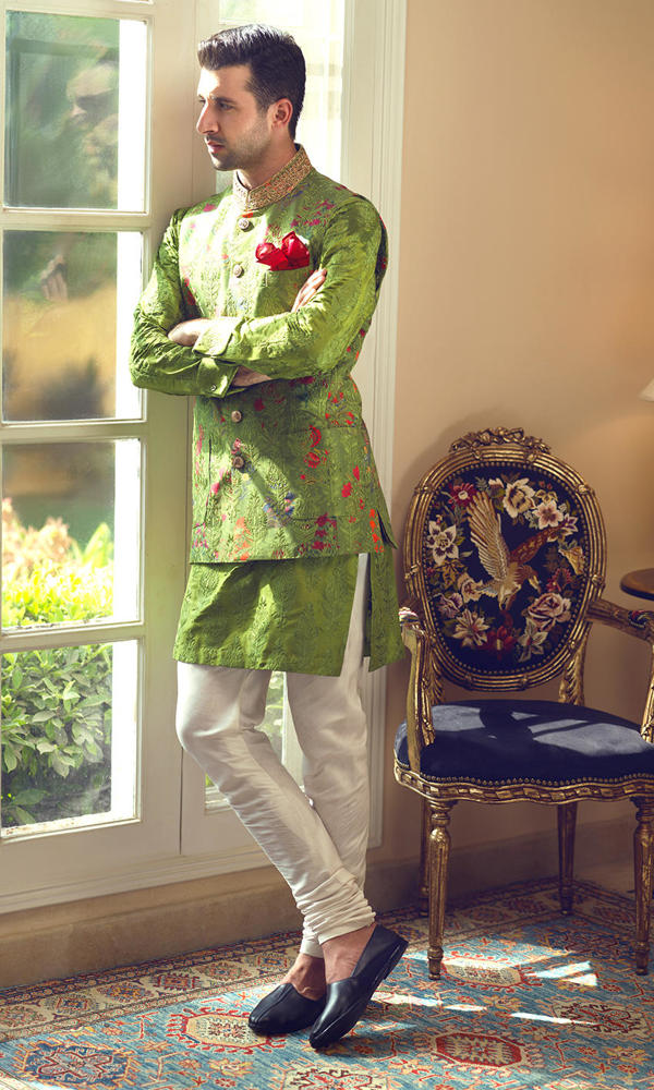 Grassy Green Embroidered Brocade Waistcoat Kurta (3-Piece) - Image 4