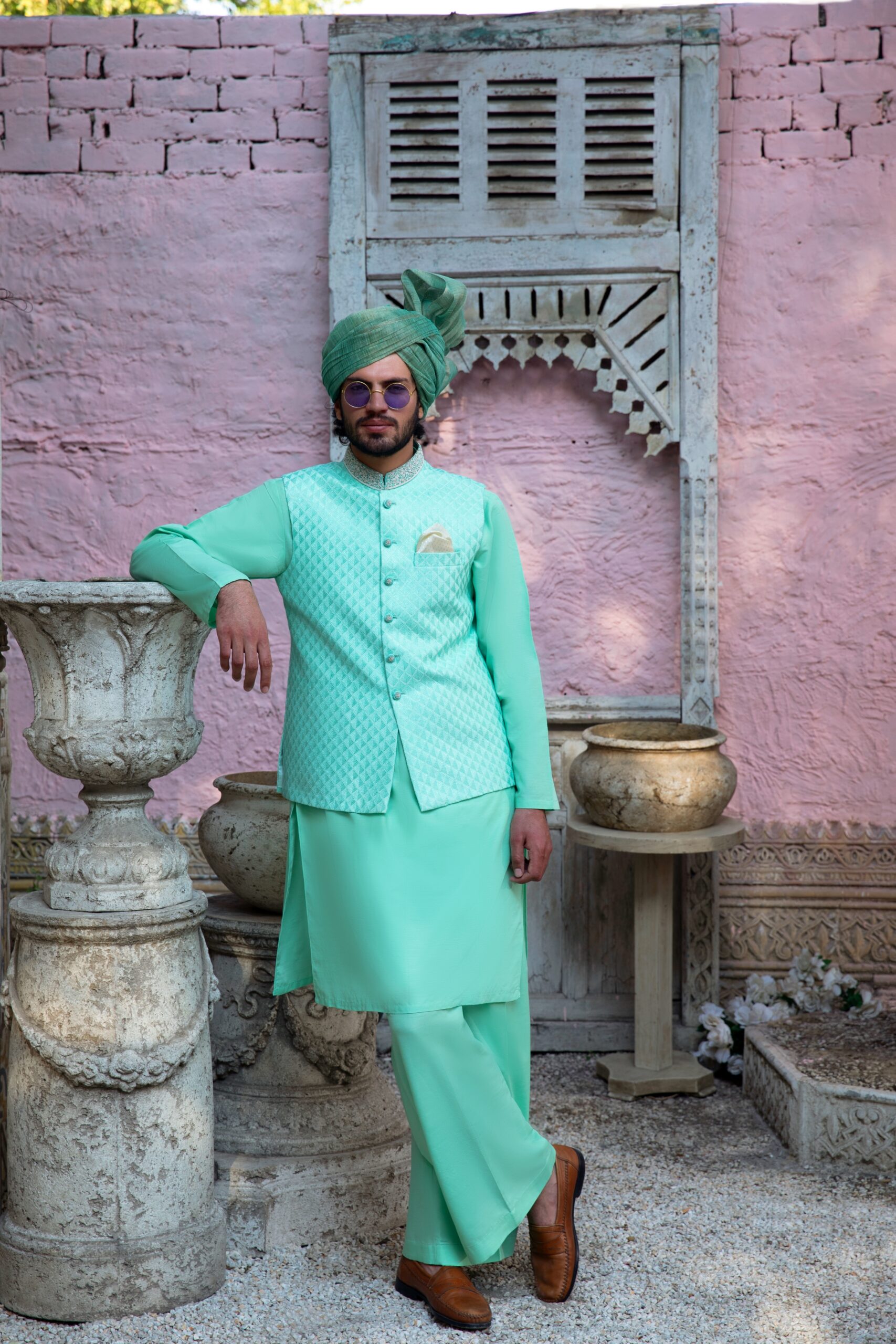 Mehendi Green Hand-Embroidered Chikankari Waistcoat (3-Piece) - Image 3