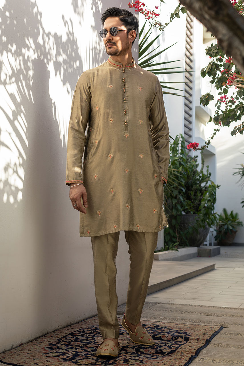 Mehndi Green Embroidered Cotton Silk Waistcoat Kurta (3-Piece) - Image 1