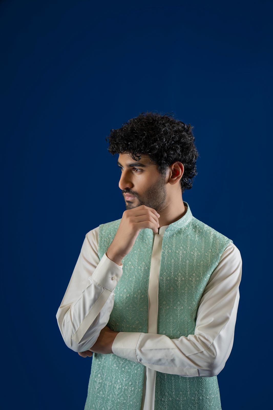 Light Green Embroidered Waistcoat Kurta Set (3-Piece) - Image 2