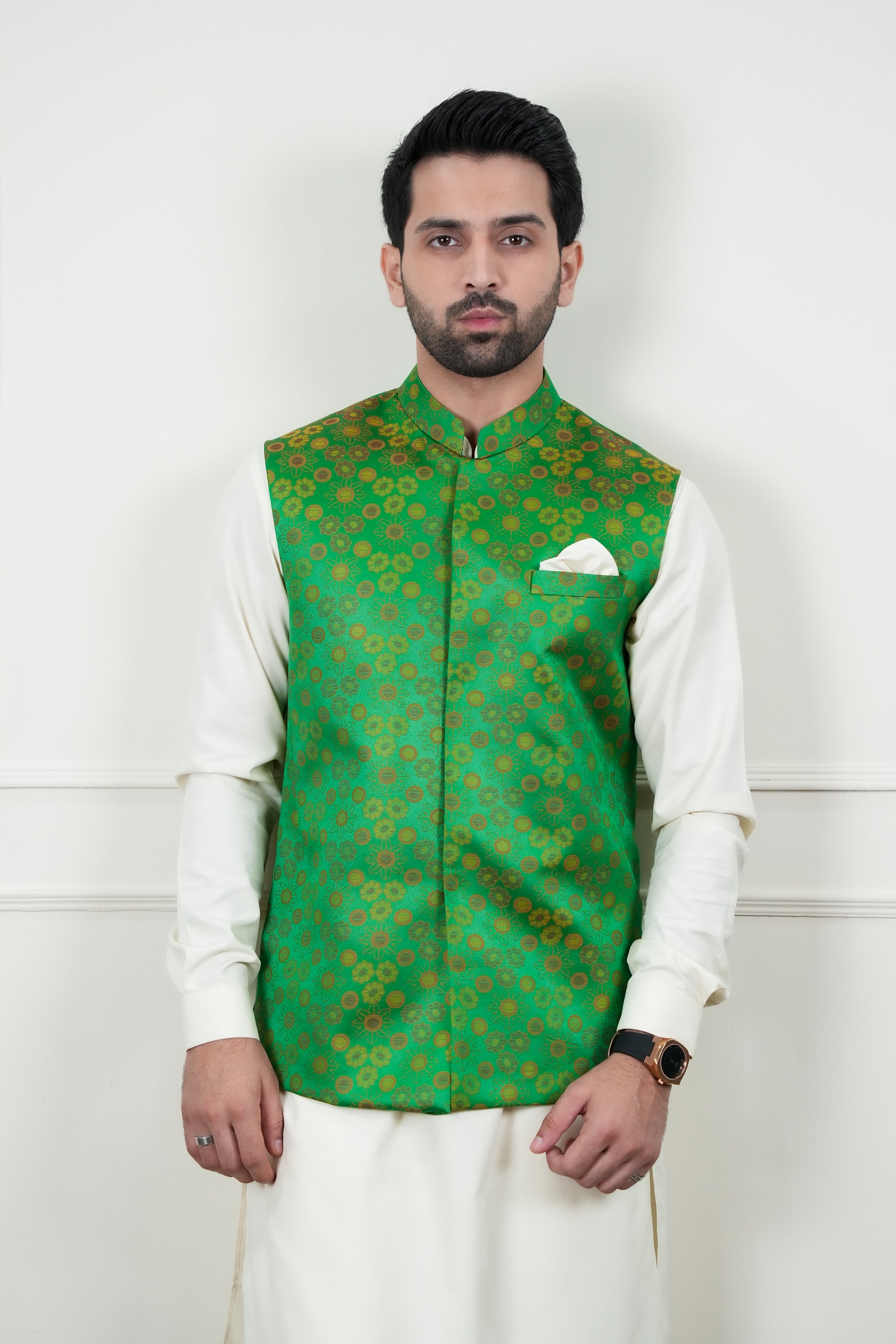 Green Woven Self-Jamawar Waistcoat Kurta (3-Piece) - Image 3