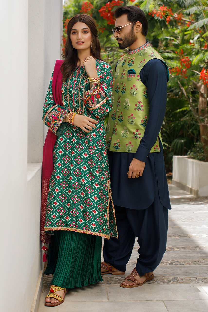 Green Digital Print Raw Silk Waistcoat (3-Piece) - Image 1