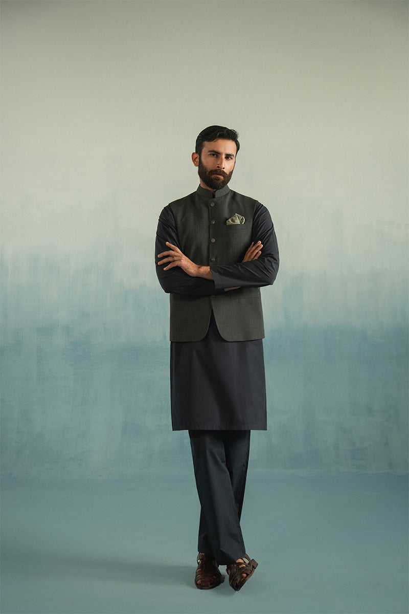 Dark Green Textured Suiting Waistcoat (3-Piece) - Image 4