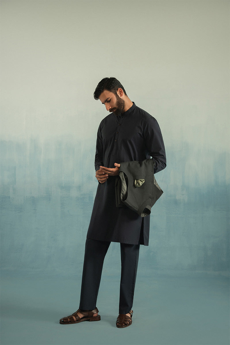 Dark Green Textured Suiting Waistcoat (3-Piece) - Image 6