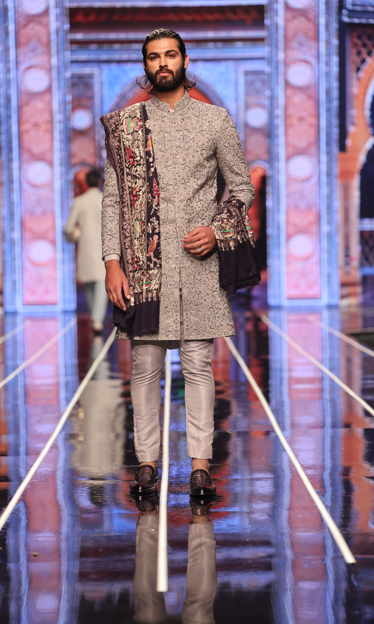 Grey Cutdana Work Silk-Blend Sherwani (2-Piece) - Image 2