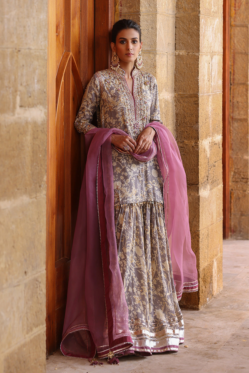 Mauve Grey Zardozi Khaddi Silk Gharara (3-Piece) - Image 4