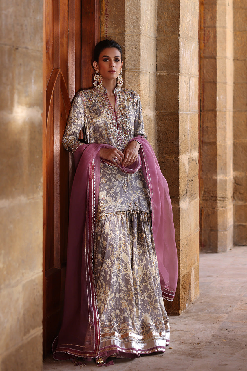 Mauve Grey Zardozi Khaddi Silk Gharara (3-Piece) - Image 5
