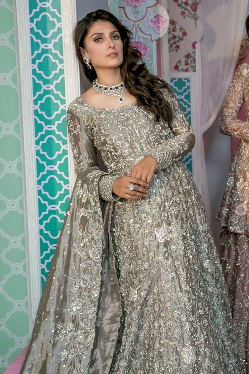 Steel Grey Embellished Net Silk Gown (2-Piece) - Image 5