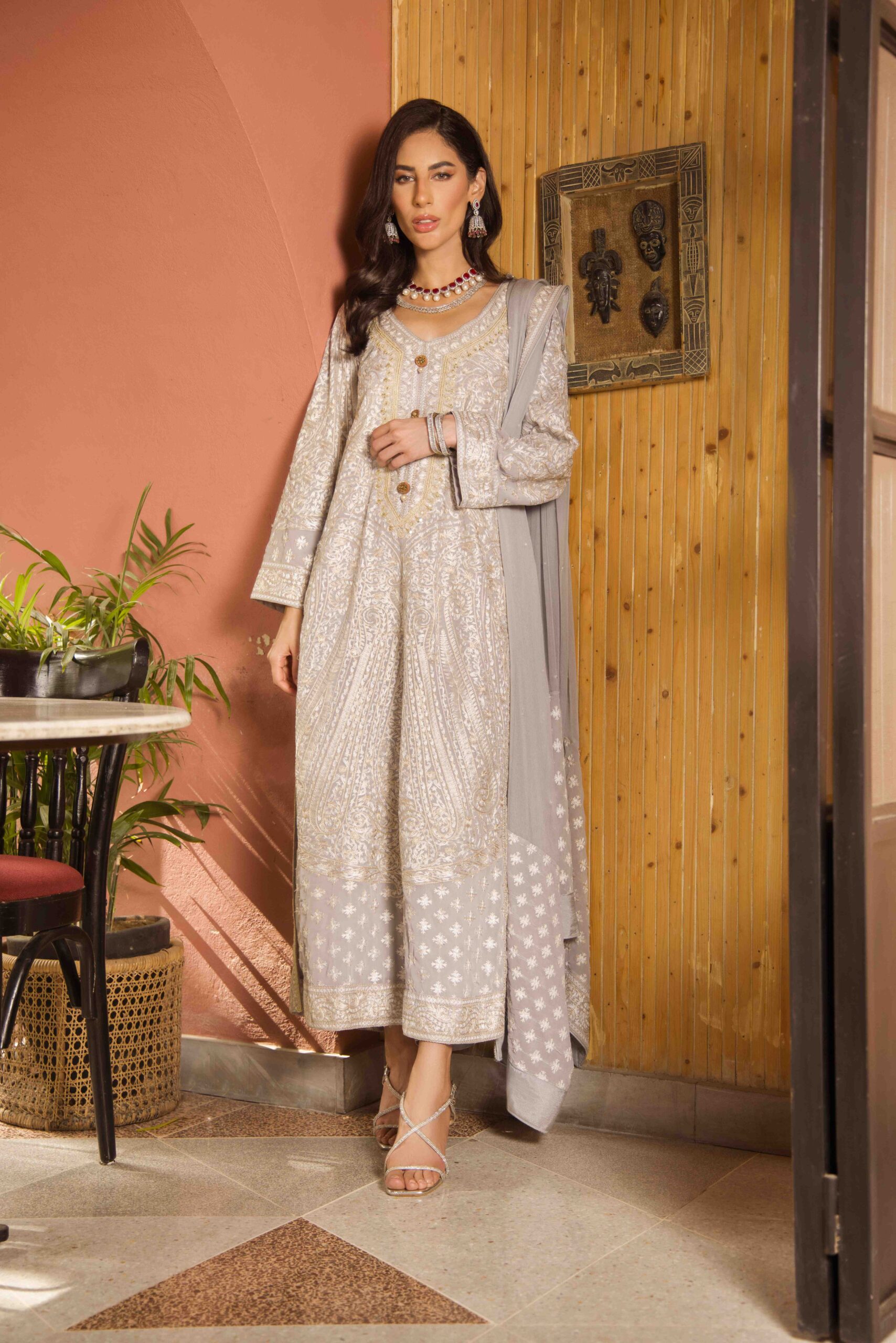 Pakistani Grey Gold Embroidered Chiffon Kaftan Set (3-Piece) - Image 2