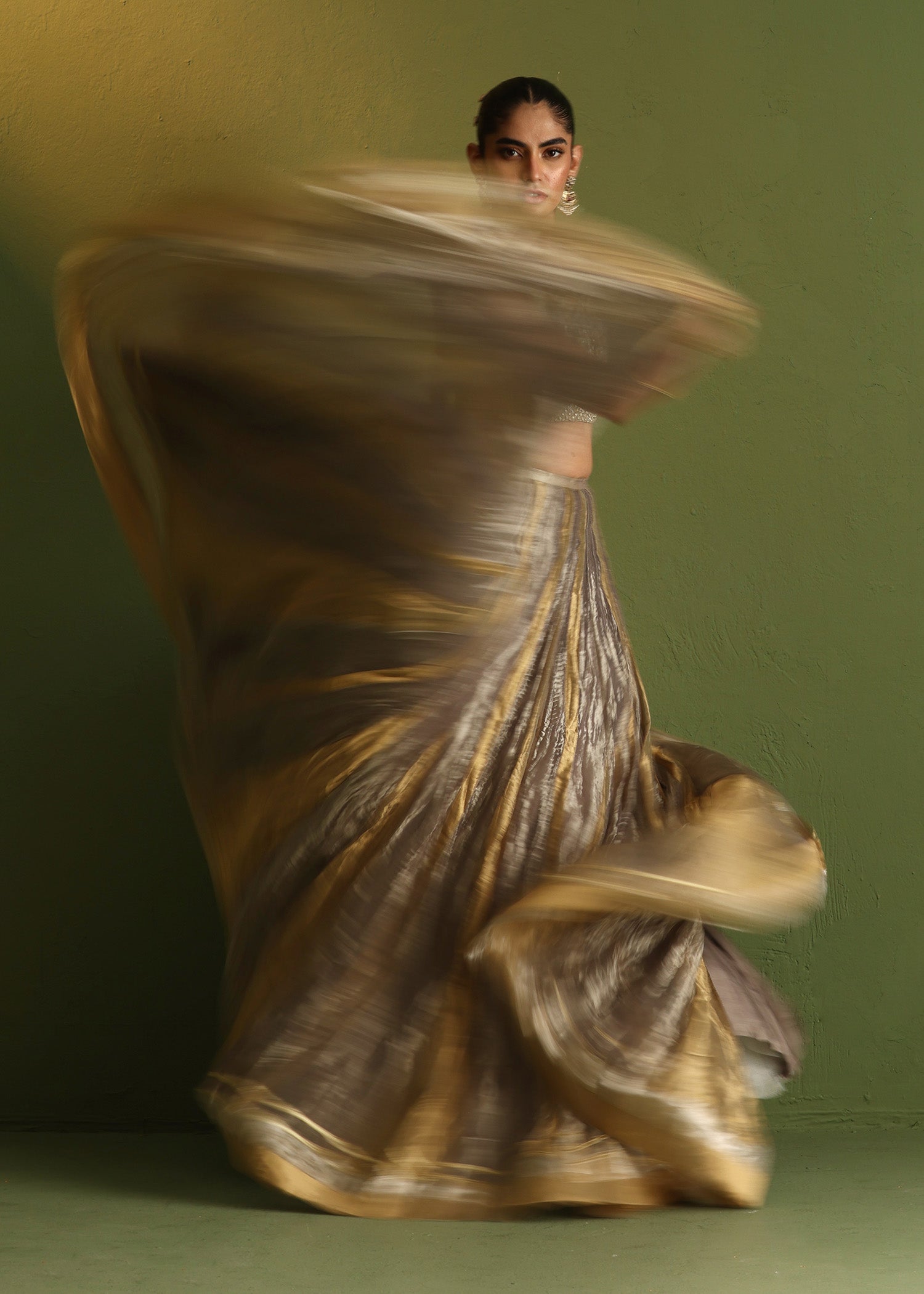 Pakistani Charcoal Grey Embellished Lama Lehenga (3-Piece) - Image 10