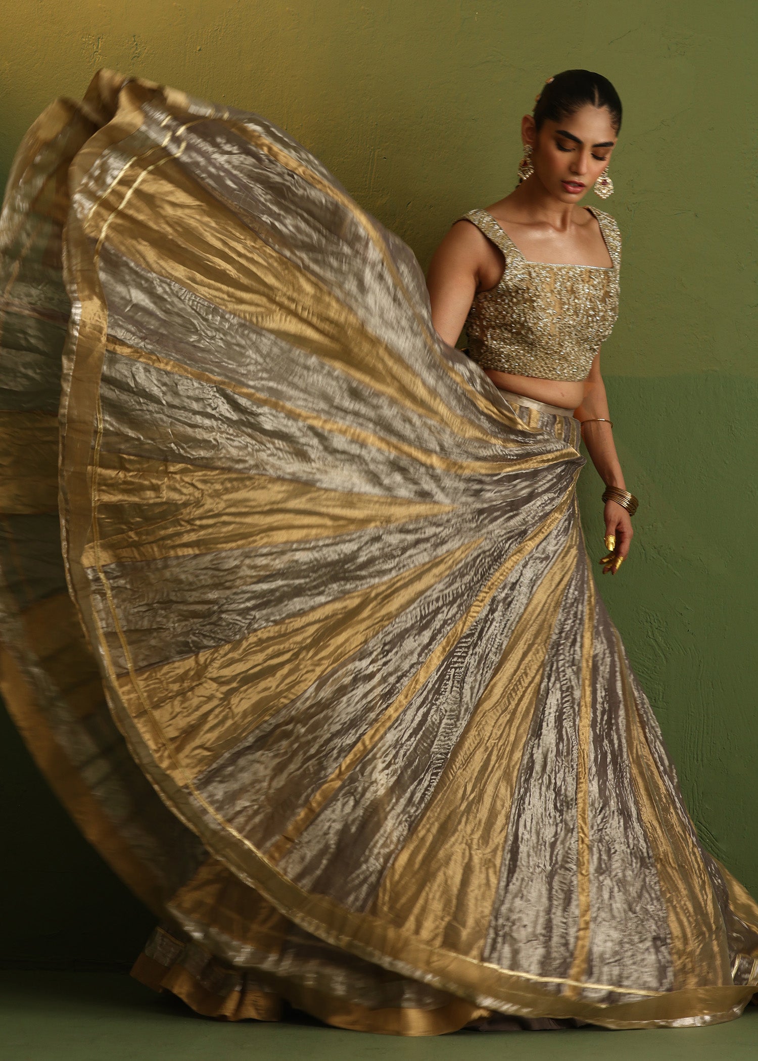 Pakistani Charcoal Grey Embellished Lama Lehenga (3-Piece) - Image 6