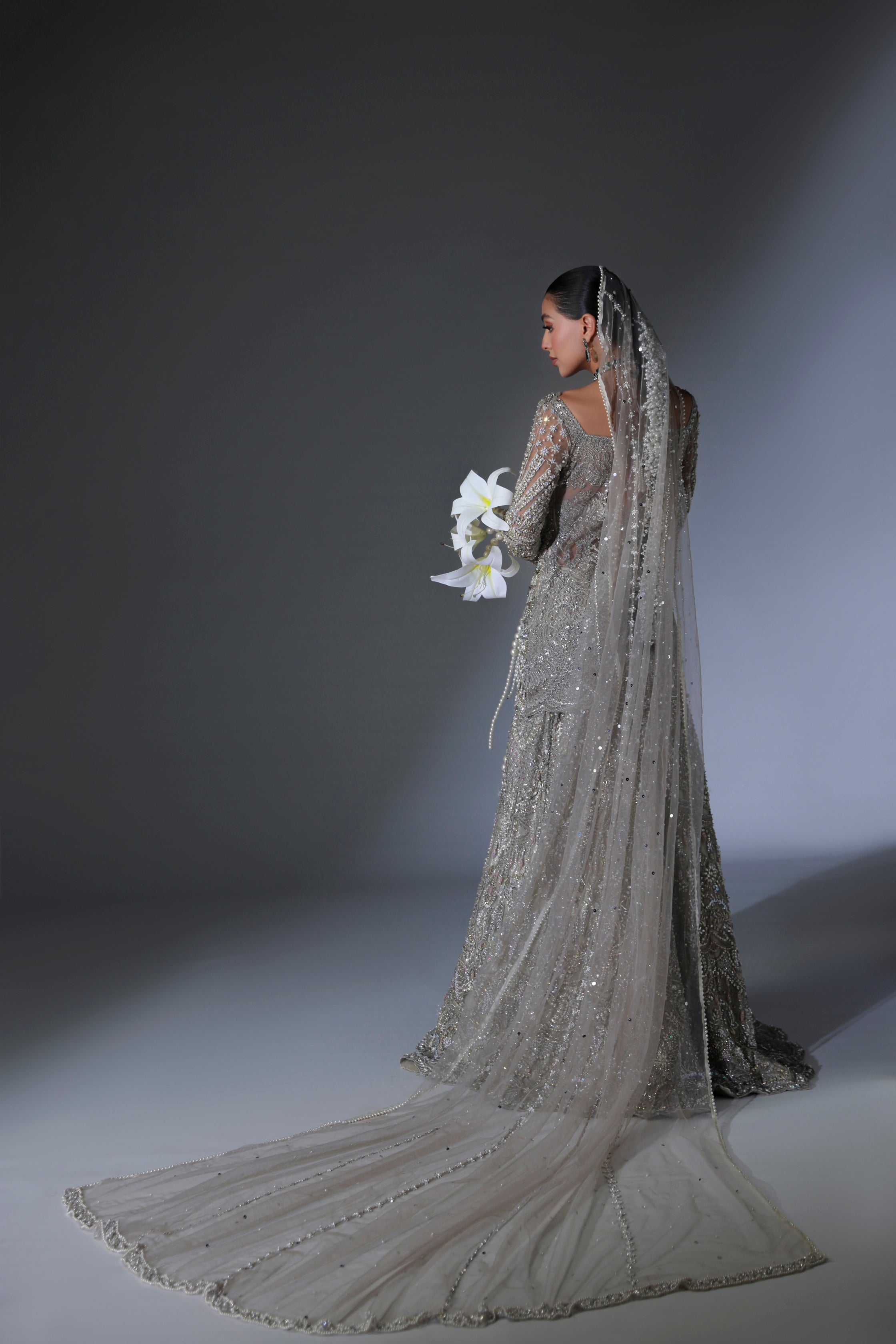 Pakistani Moon Grey Hand-Embellished Net Bridal Lehenga (3-Piece) - Image 3