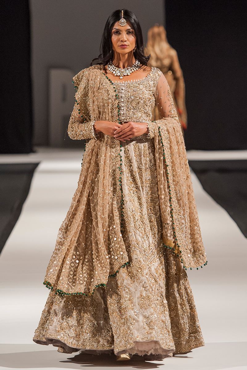 Pakistani Serene Grey Embellished Net Lehenga Choli (3-Piece) - Image 1