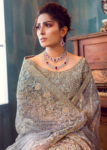 Pakistani Grey Embellished Net Bridal Lehenga Set (3-Piece) - Image 6