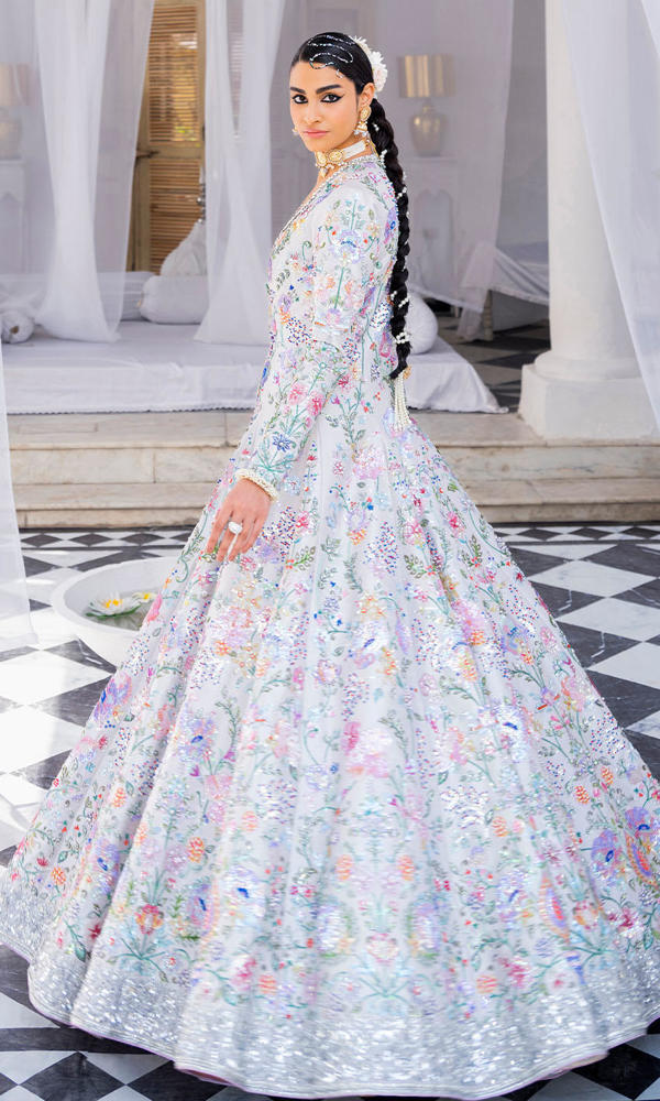 Ash Grey Embroidered Organza Lehenga Set (3-Piece) - Image 4