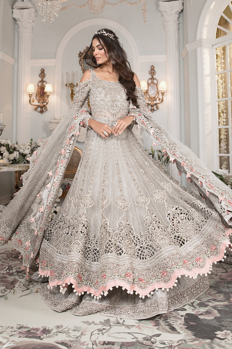Pakistani Grey Hand Embroidered Zari Net & Jamawar Lehenga (3-Piece) - Image 2