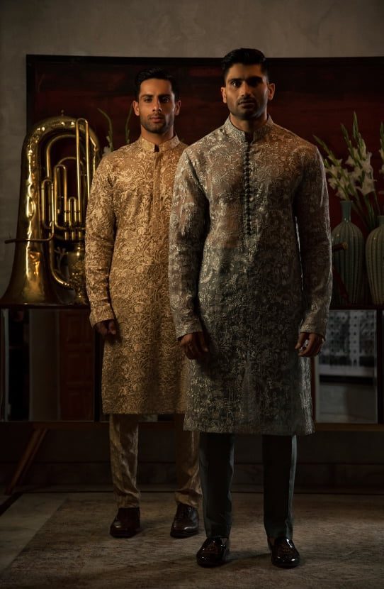 Oyster Grey Embroidered Organza Kurta (2-Piece) - Image 3