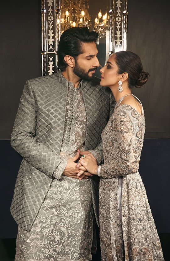 Oyster Grey Embroidered Organza Kurta with Prince Coat (3-Piece) - Image 5