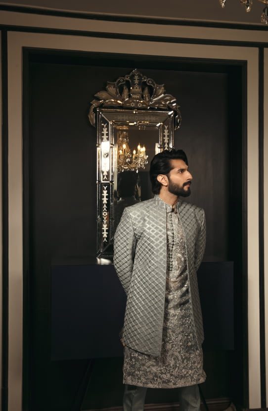 Oyster Grey Embroidered Organza Kurta with Prince Coat (3-Piece) - Image 6