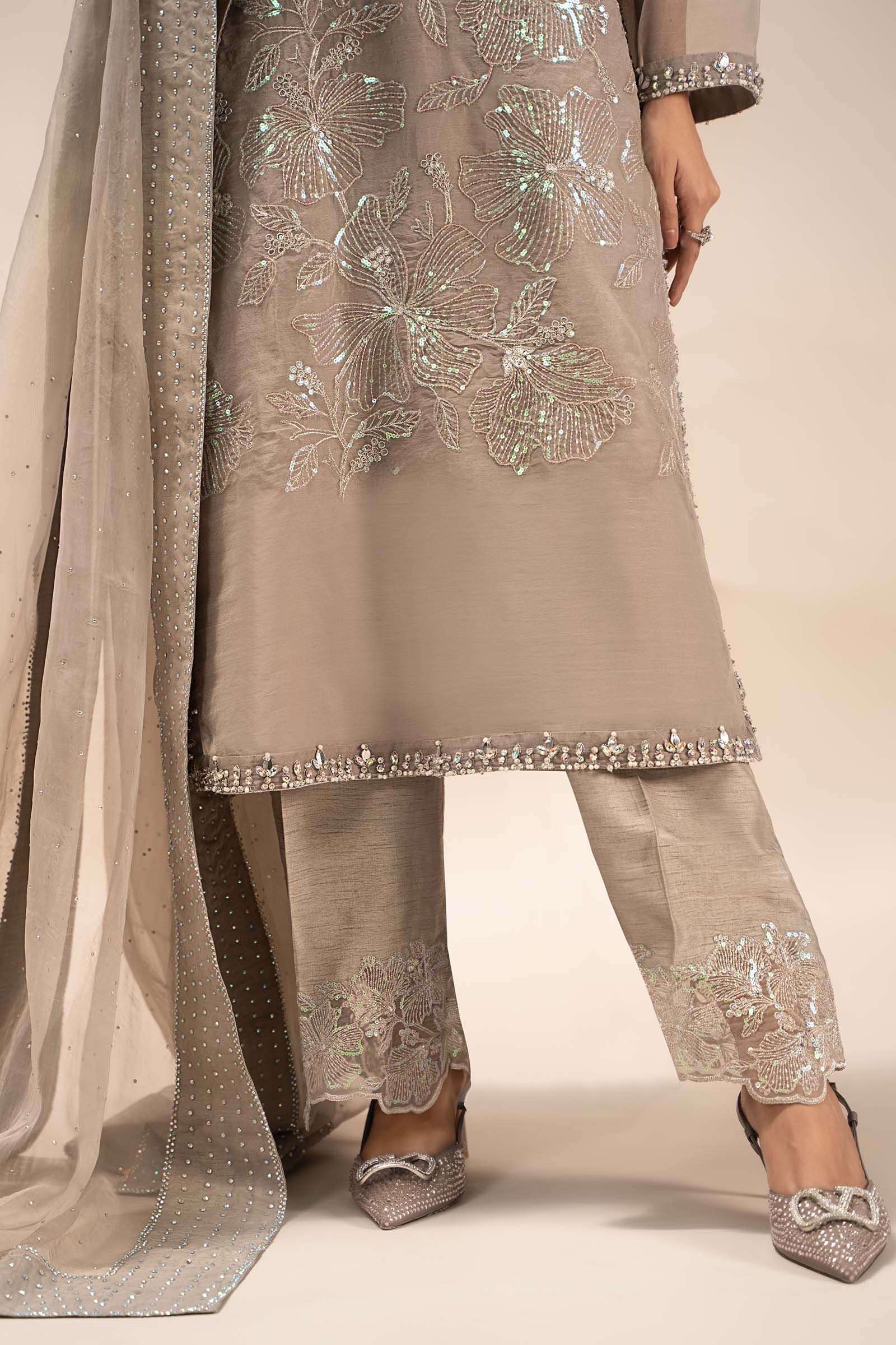 Pakistani Grey Embroidered Organza 3-Piece Suit - Image 12
