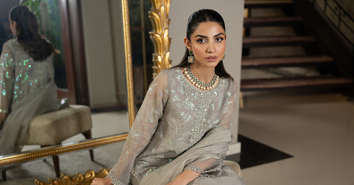 Pakistani Grey Embroidered Organza 3-Piece Suit - Image 15