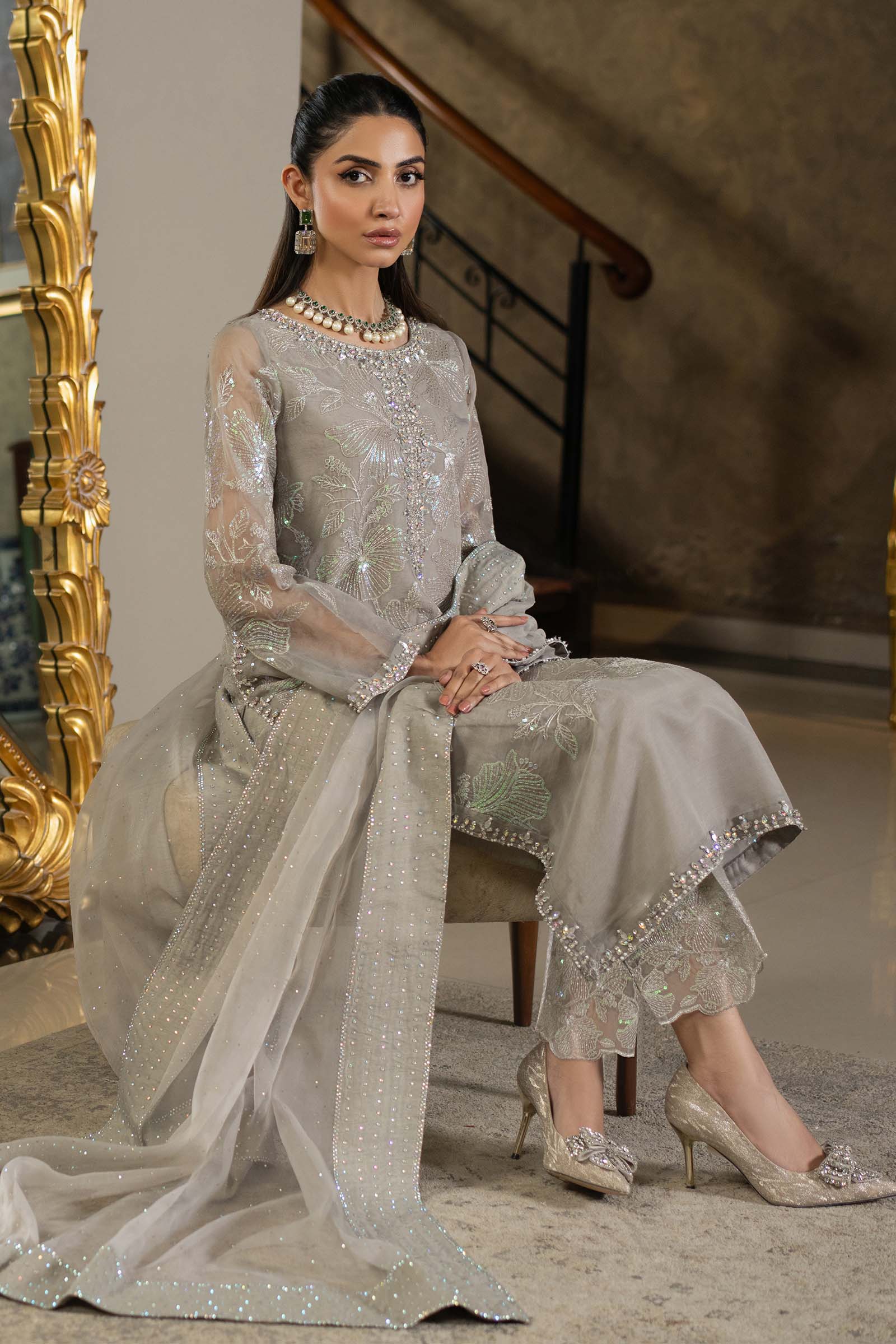 Pakistani Grey Embroidered Organza 3-Piece Suit - Image 6