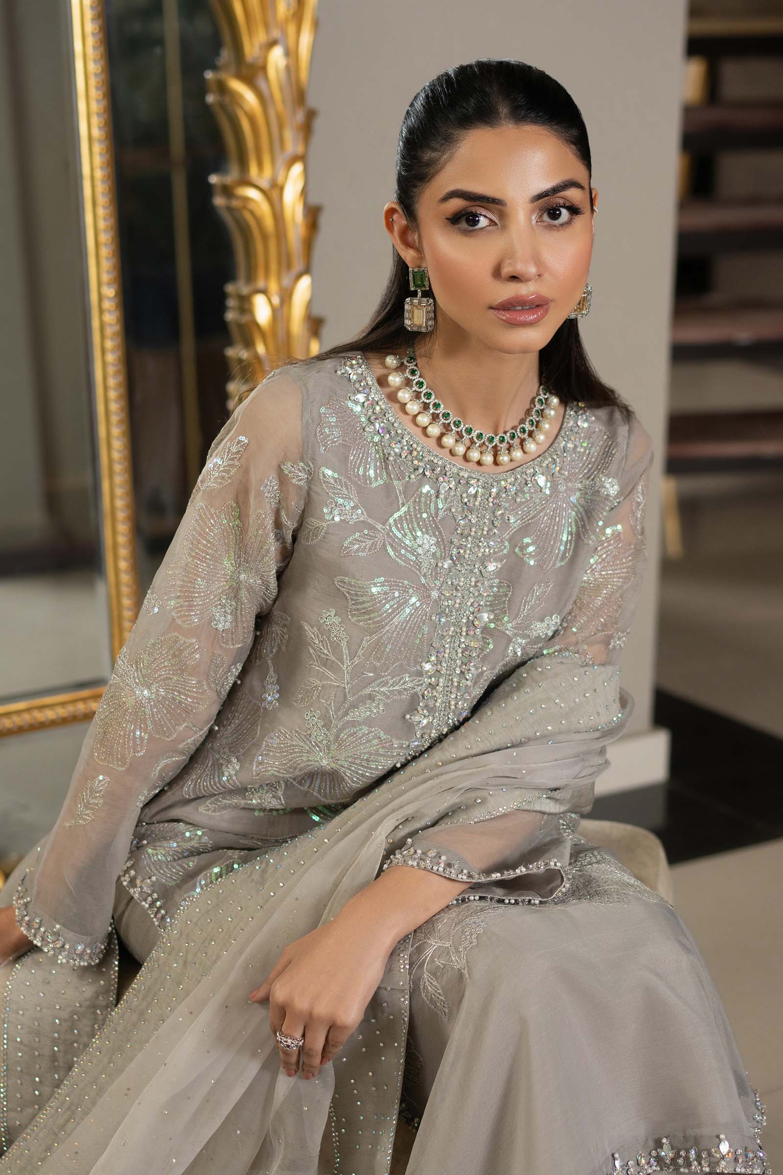 Pakistani Grey Embroidered Organza 3-Piece Suit - Image 7
