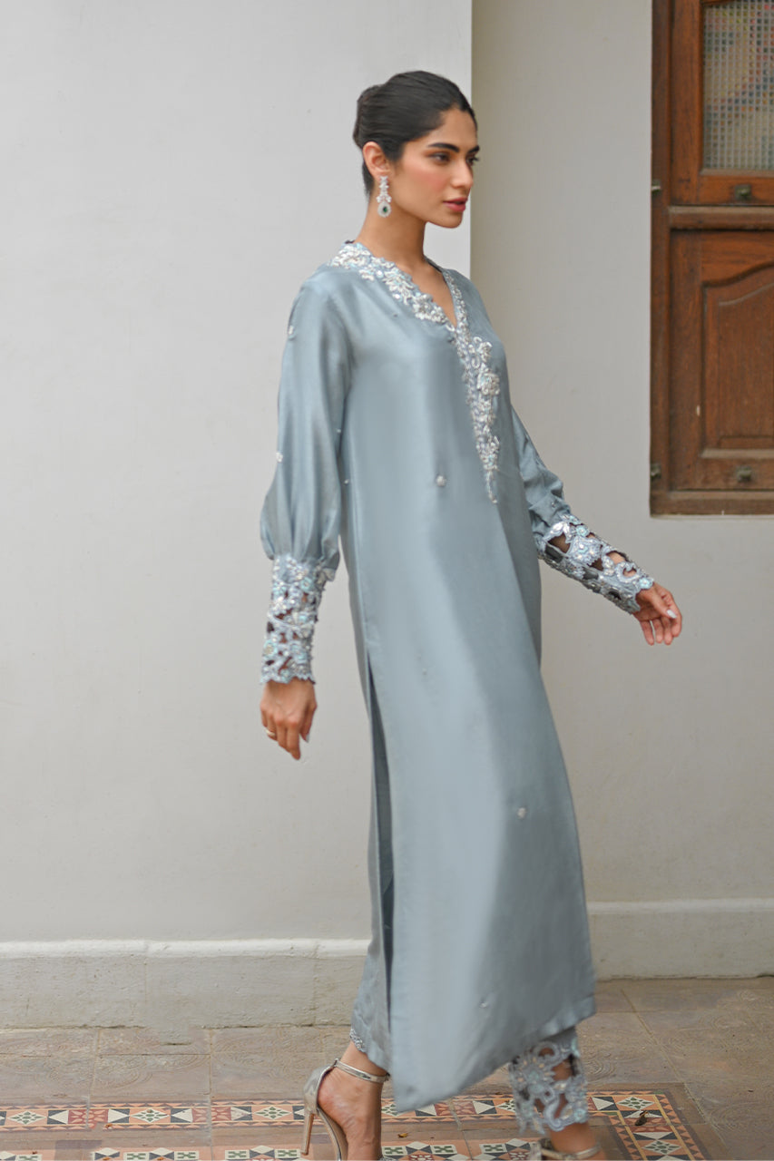 Pakistani Grey Embroidered Raw Silk Salwar Kameez (2-Piece) - Image 2