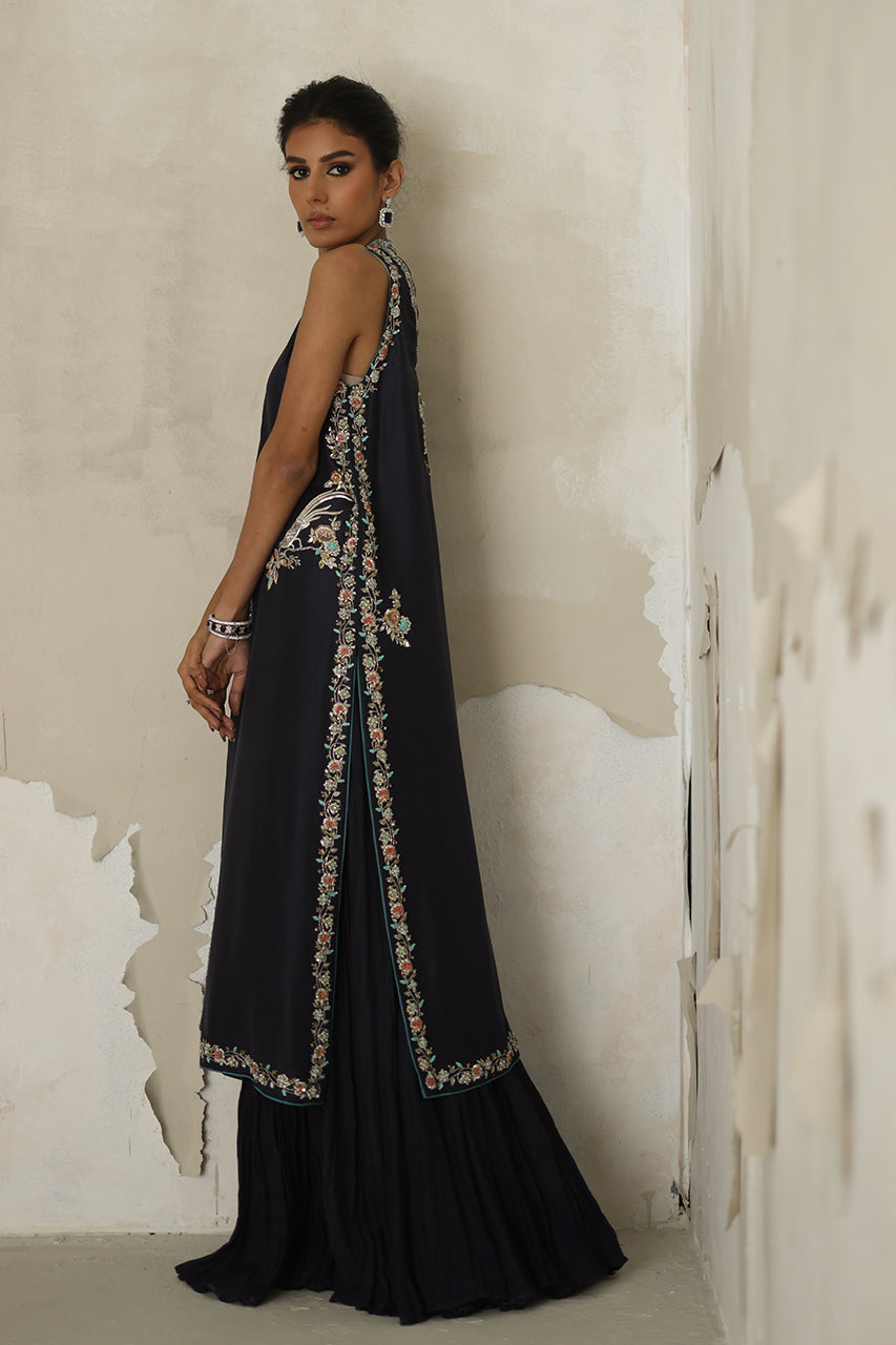 Pakistani Deep Grey Zardozi Raw Silk Kurta Set (3-Piece) - Image 9