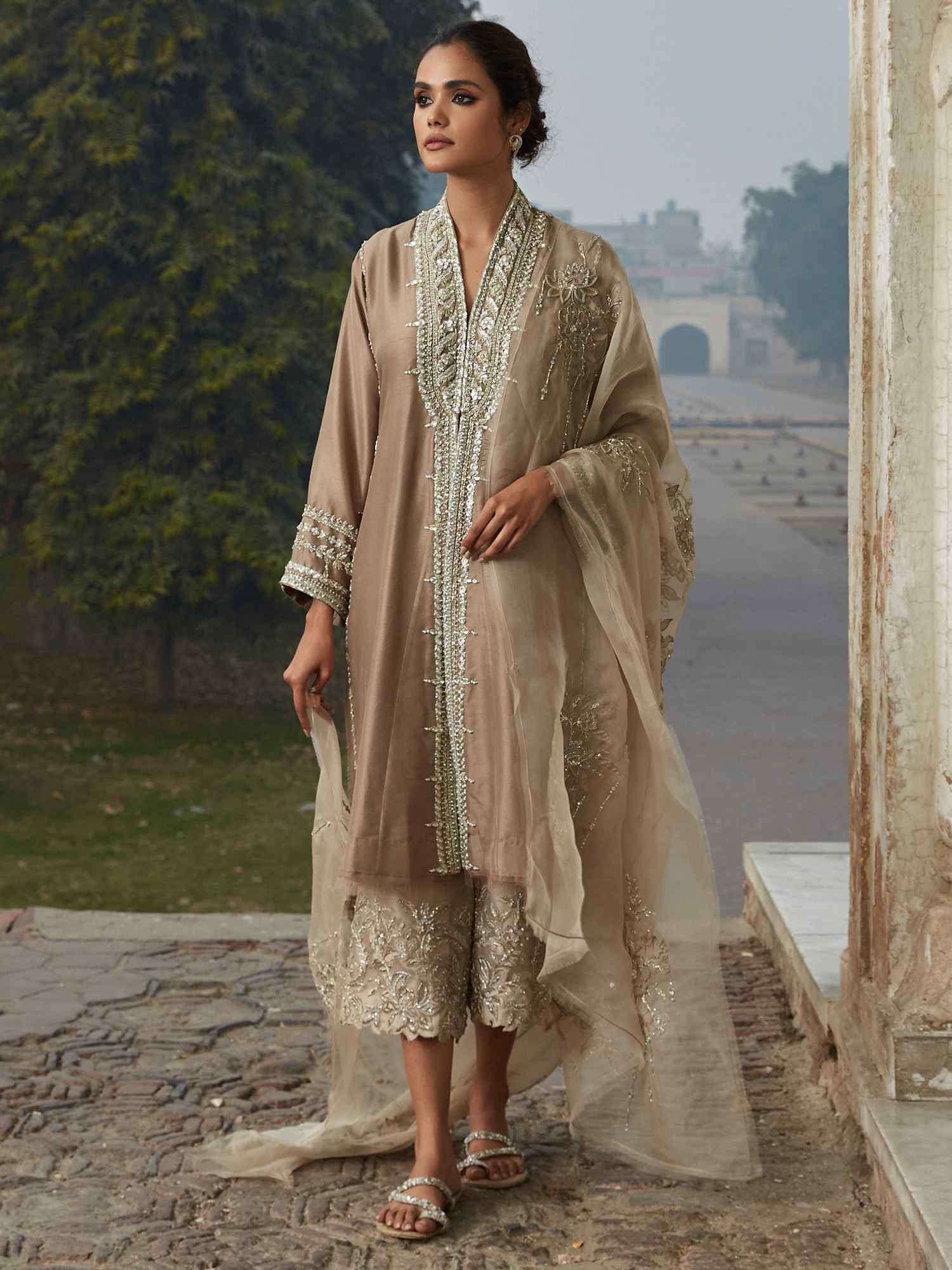 Grey Zardozi Raw Silk Kurta Set (3-Piece) - Image 1
