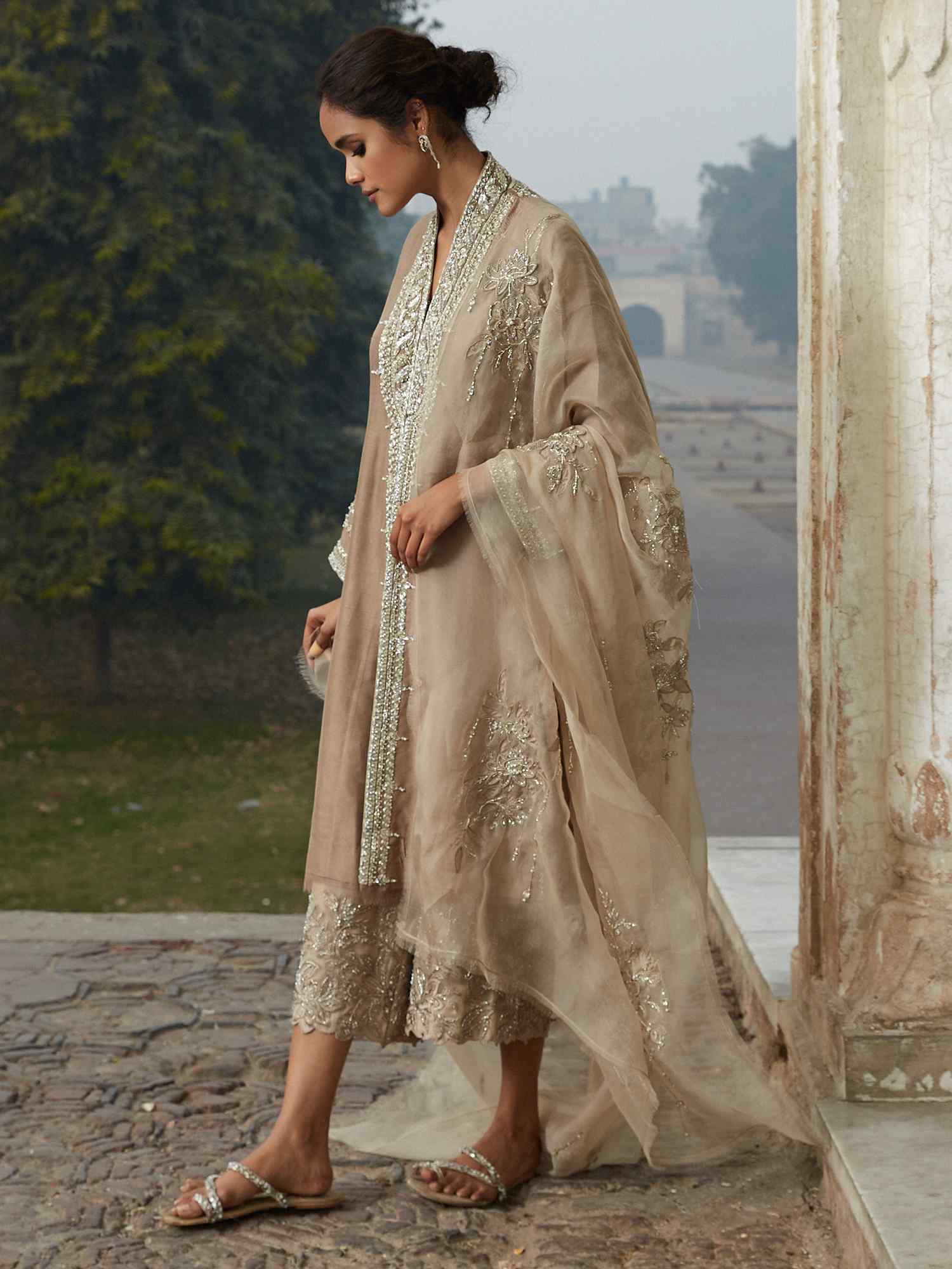 Grey Zardozi Raw Silk Kurta Set (3-Piece) - Image 2